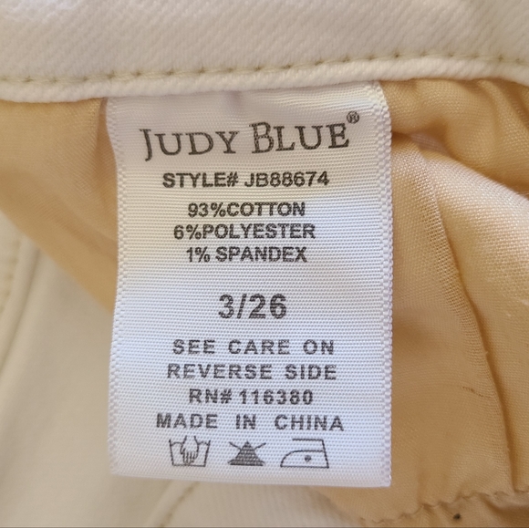 Judy Blue Wide Leg Crop 5 Button Fly Jeans White Sz 3/26 - Picture 8 of 16